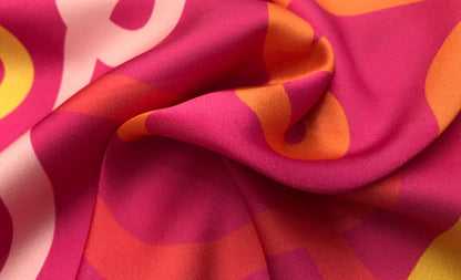 Seda Francesa Fucsia con Espirales Naranja, Amarillo y Rosa