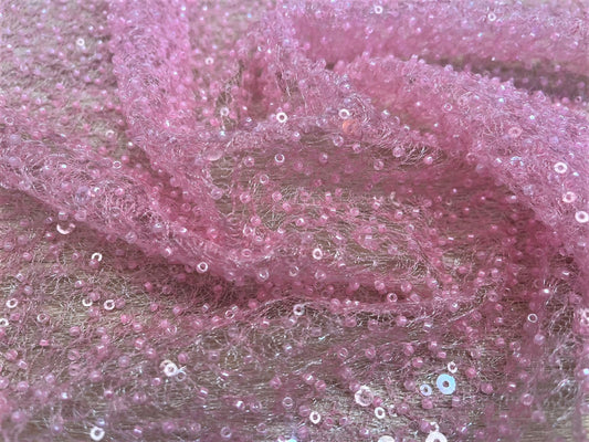 Tul Bordado Rosa con Mostacilla y Lentejuelas Iridiscentes