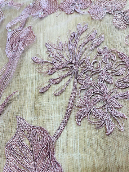Tul Bordado Rosa con Orquídeas, Calas y Lentejuelas
