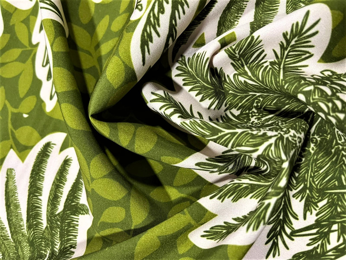 Seda francesa con palmeras estilo grabado en verde, tela drapeada