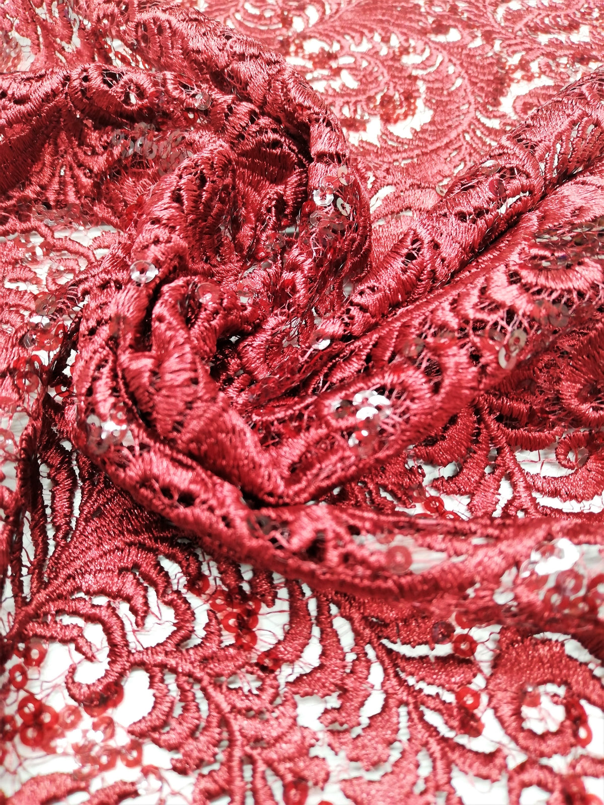 Encaje de Plumas con Lentejuelas Rojo y Salmón