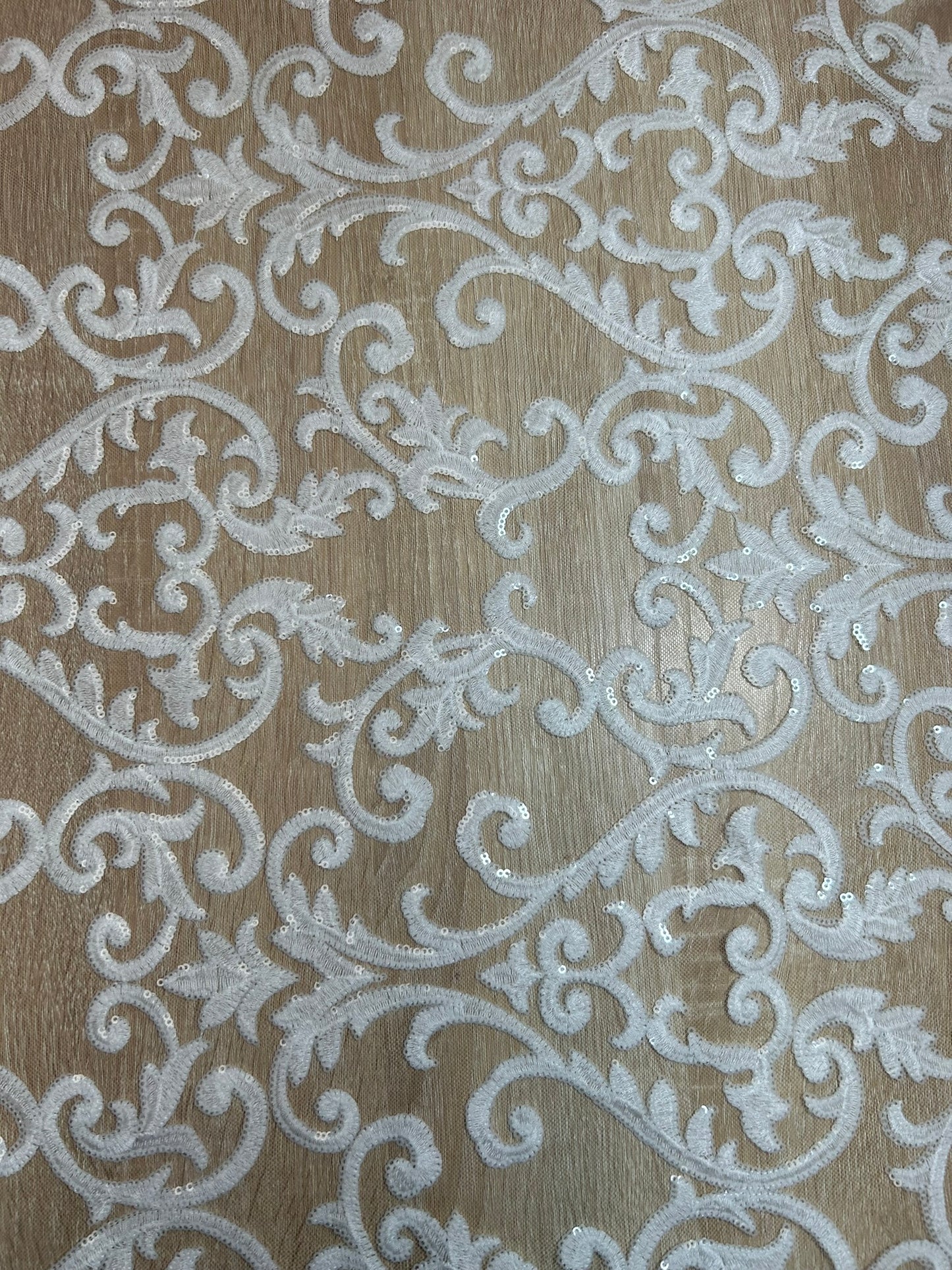 Tul Bordado Blanco Damasco con Lentejuelas